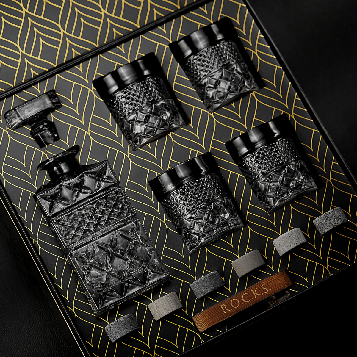 Whiskey Dekanter Geschenkset mit 4 Gläsern & Granit Kühlsteinen 650 ml