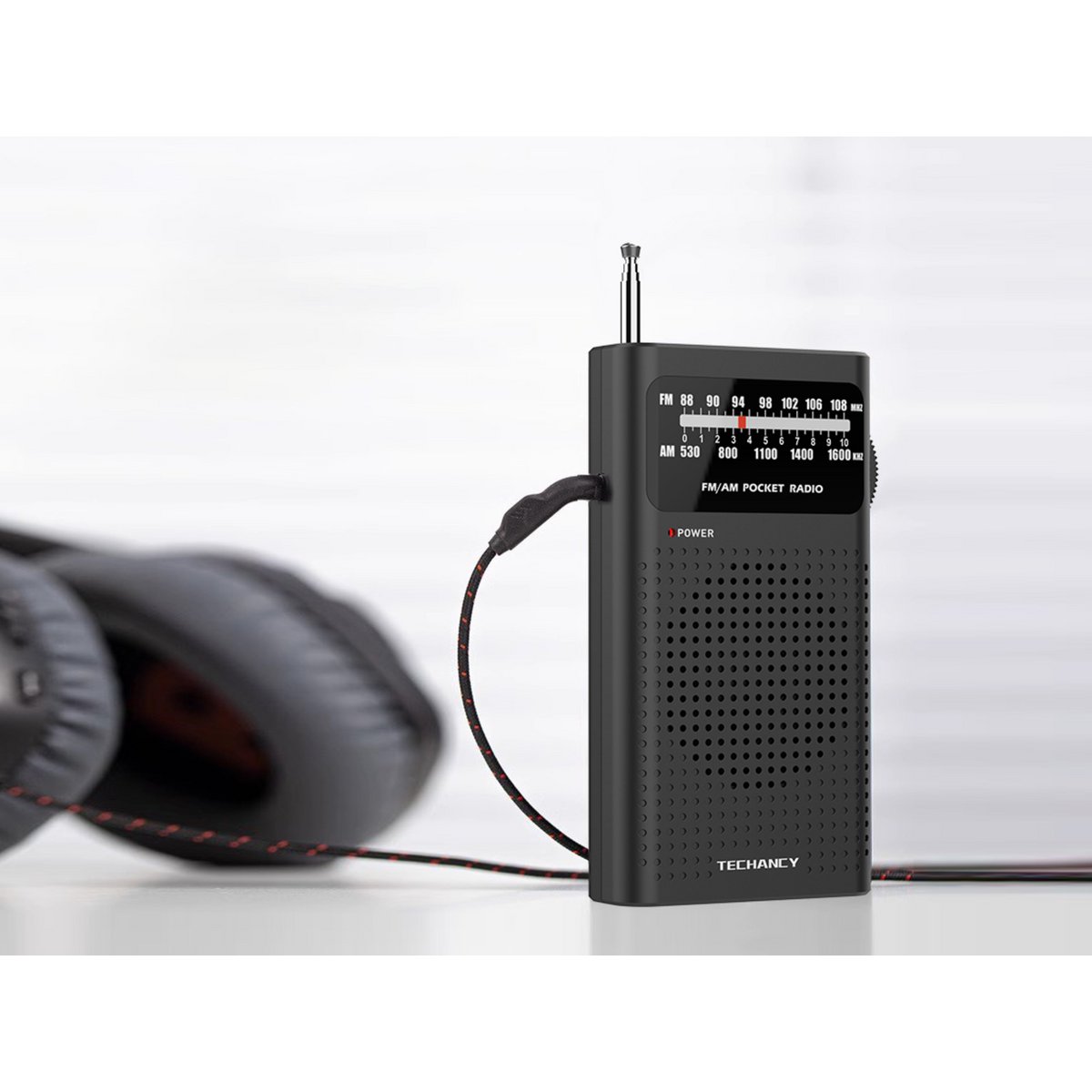 Techancy MJ2924 Tragbares Radio FM AM 3,5mm Kopfhörer Batteriebetrieb Schwarz