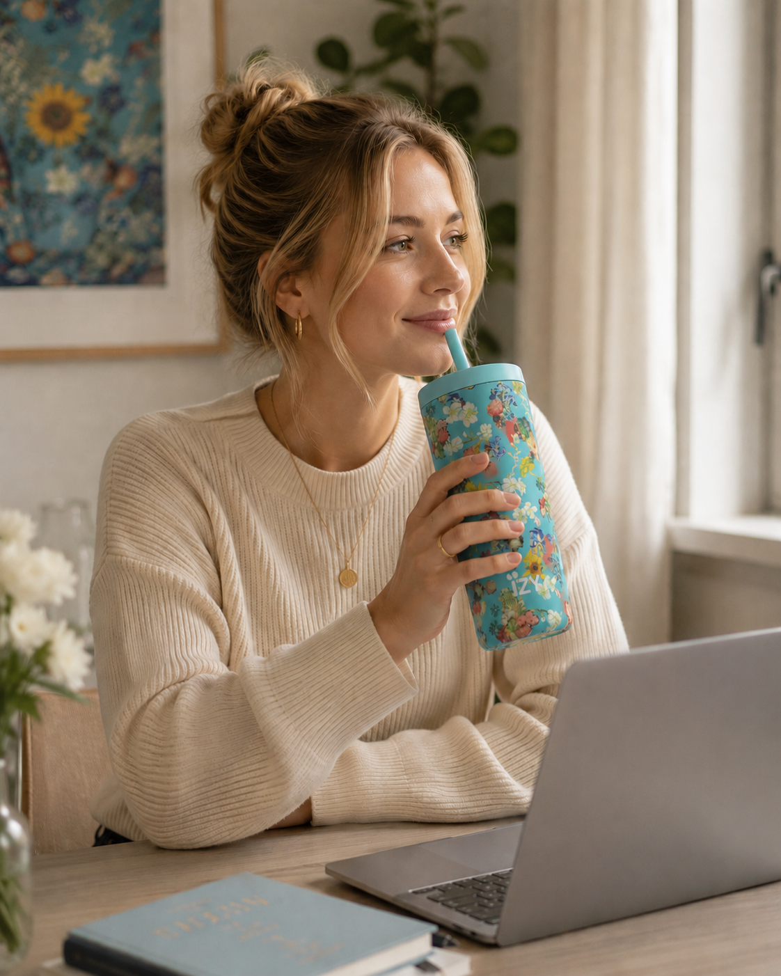 IZY Tumbler 500 ml Vincent’s Flowers – Thermobecher mit Strohhalm, doppelwandiger Edelstahl, hält bis zu 12 h kalt, Van Gogh Design.