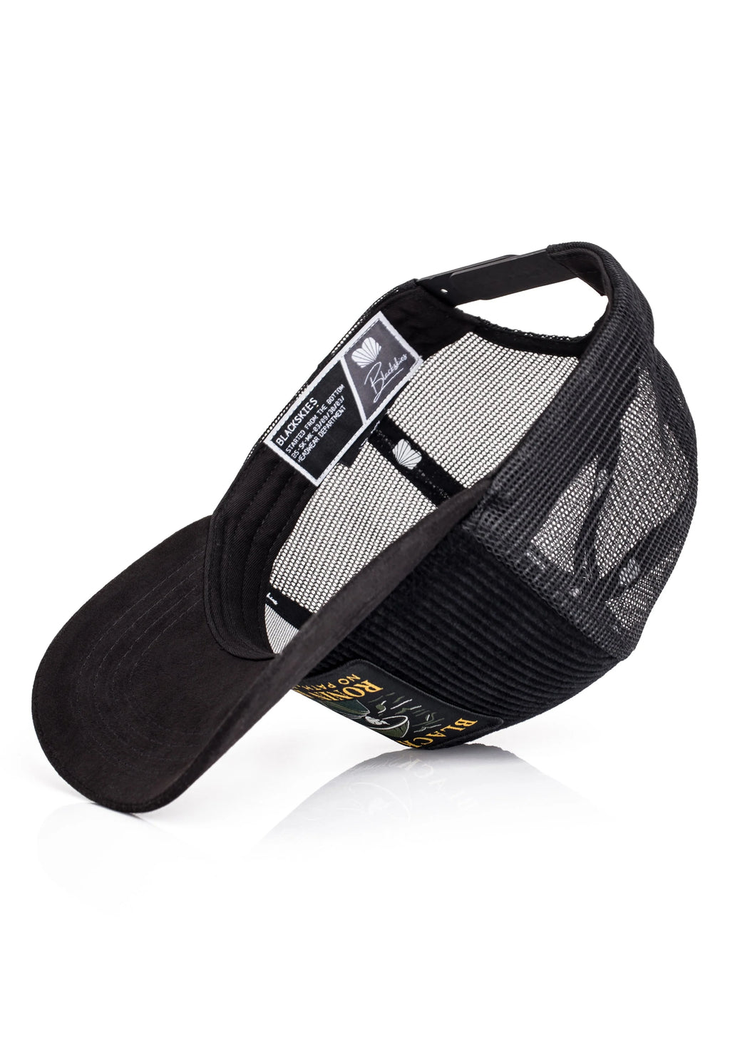 Ronin Dust Trucker Cap – Streetwear Cap mit Samurai-inspiriertem Design