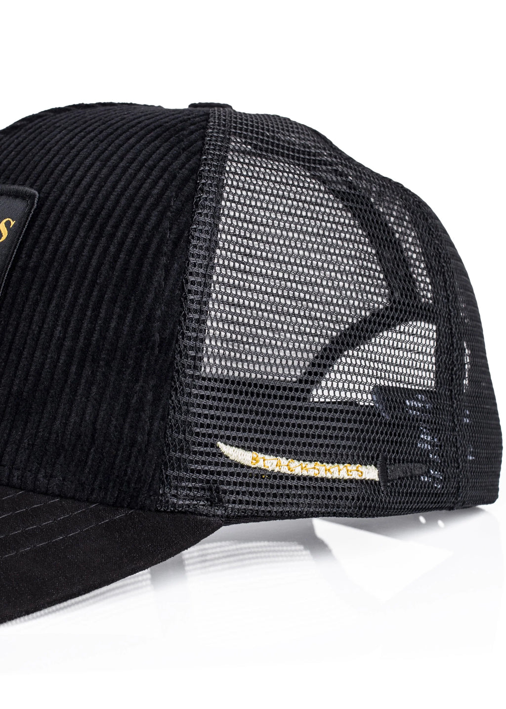 Ronin Dust Trucker Cap – Streetwear Cap mit Samurai-inspiriertem Design