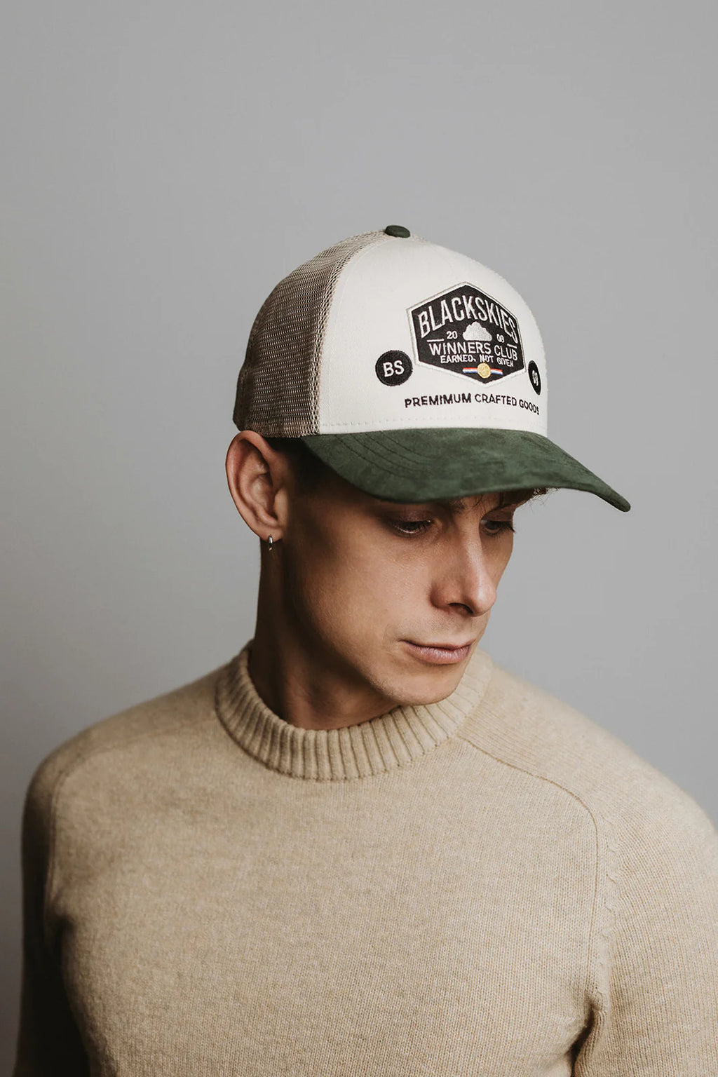 Winners Club Trucker Cap – Sportliche Cap mit Mesh-Rückseite und Statement-Design