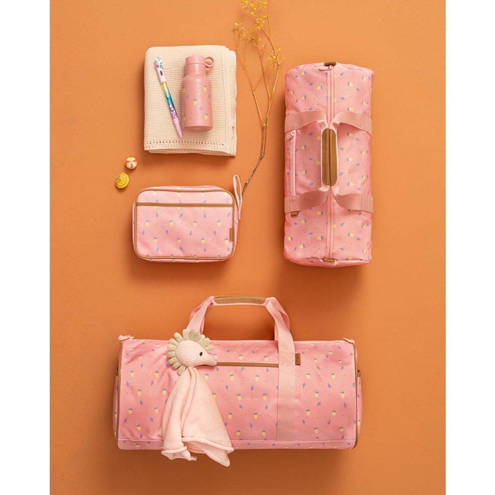 Fresk Weekender Große Sommerfrucht – geräumige Reisetasche aus recyceltem PET, mit Schultergurt, 55 x 26 x 26 cm.