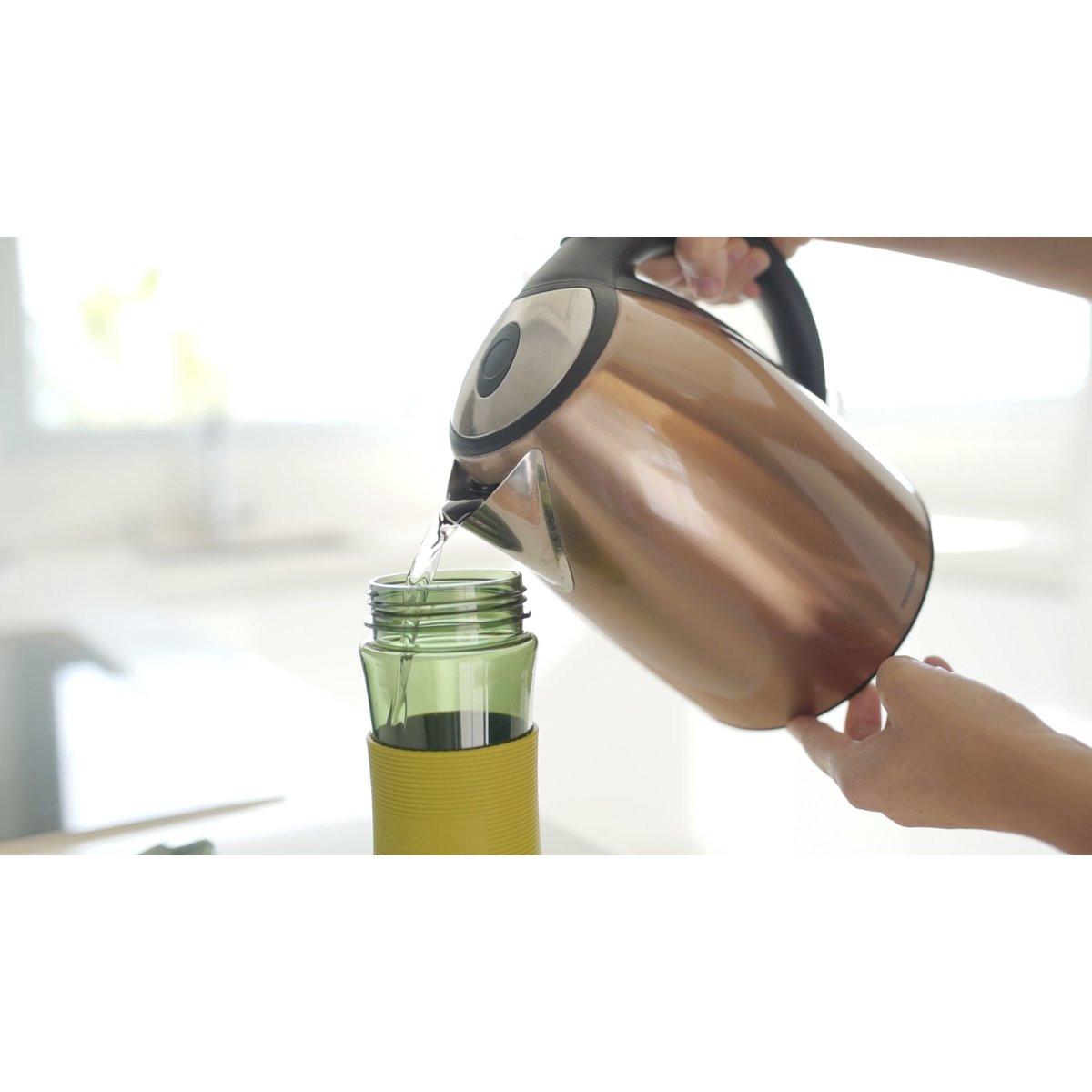 Tea Rebottle 450 ml – nachhaltige Trinkflasche mit Edelstahlfilter.