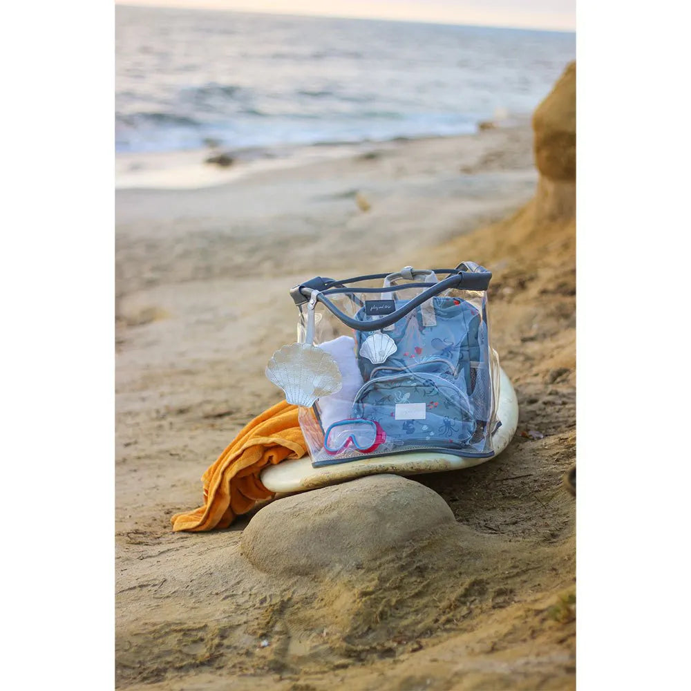 Play & Store Strandtasche – große transparente Badetasche mit Netzboden.